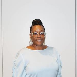 Meet your Posher, Vanessa